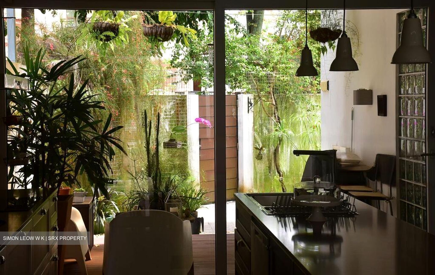 Sembawang Hills Estate (D20), Terrace #454549851